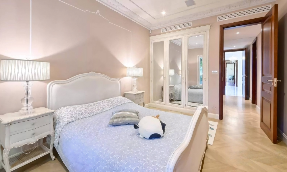 Villa Hotel La Salis in Antibes, French Riviera, France – king suite with sea-facing balcony and sun loungers