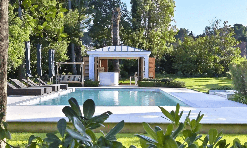 Villa Hotel La Salis in Antibes, French Riviera, France – elegant living area with plush sofas and contemporary décor
