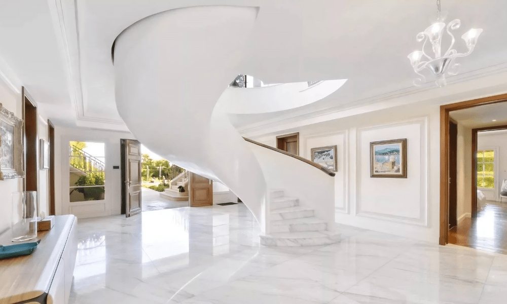 Villa Hotel La Salis in Antibes, French Riviera, France – breakfast dining room set with panoramic sea views