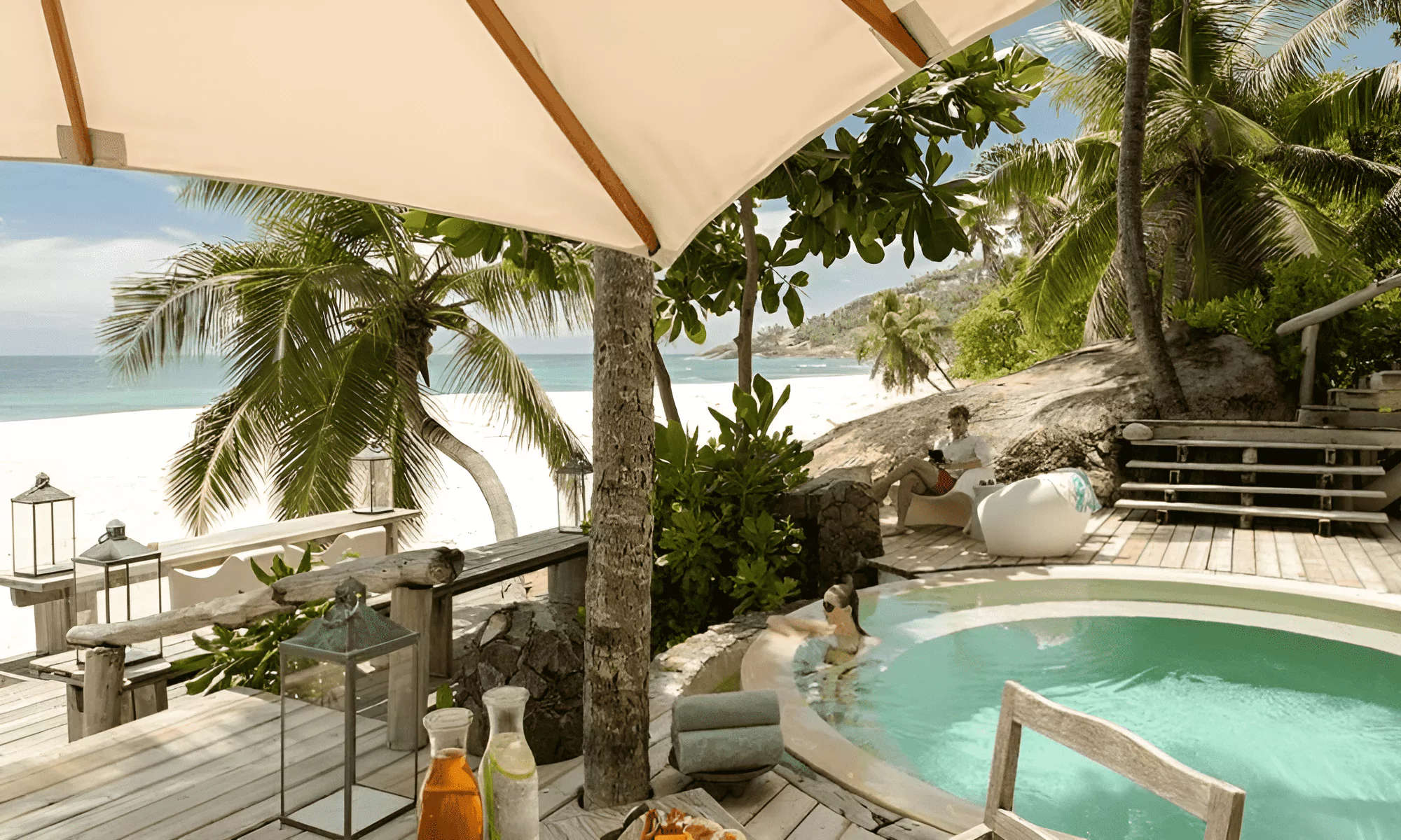 Pool overlooking the Indian Ocean on the Seychelles Islands.